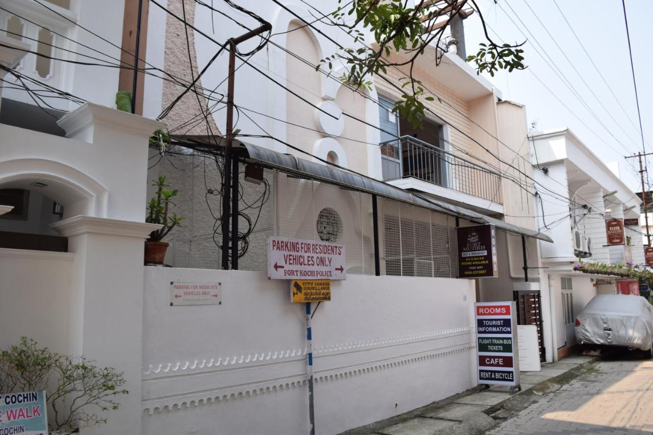 Fort Muziris Kochi Bagian luar foto