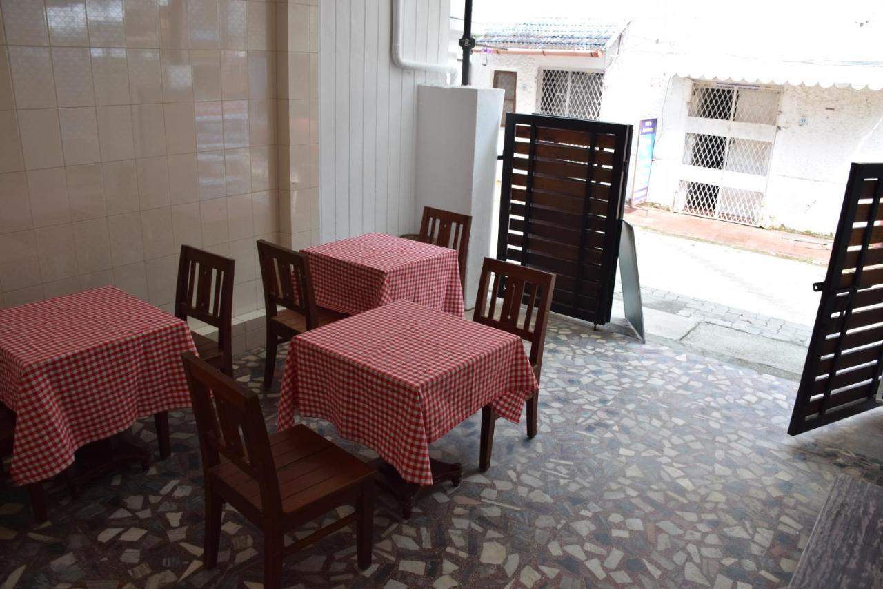Fort Muziris Kochi Bagian luar foto